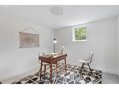 6007 SW 45th Avenue Portland OR 97221