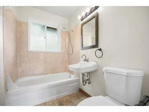 10323 NE 58th Street Vancouver WA 98662