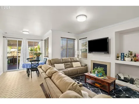 5501 Jeffrey Way Eugene OR 97402