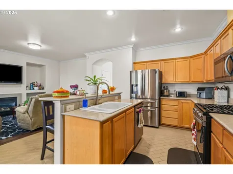 5501 Jeffrey Way Eugene OR 97402