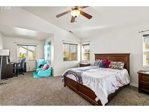 5501 Jeffrey Way Eugene OR 97402
