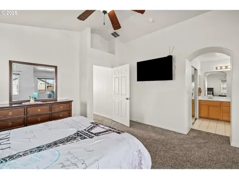 5501 Jeffrey Way Eugene OR 97402