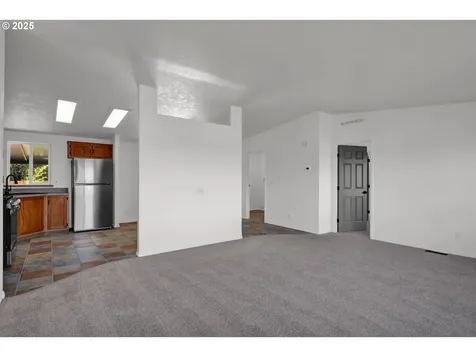 2545 W Military Avenue Roseburg OR 97471