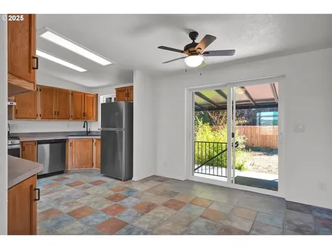 2545 W Military Avenue Roseburg OR 97471