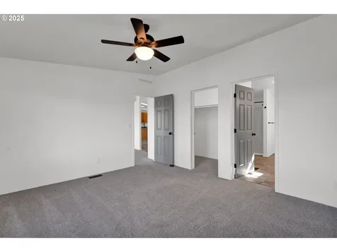 2545 W Military Avenue Roseburg OR 97471