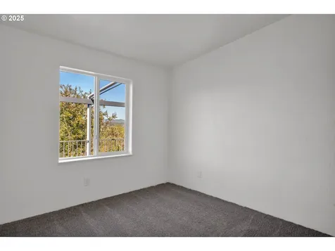2545 W Military Avenue Roseburg OR 97471