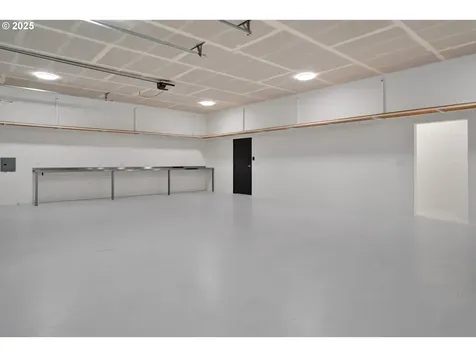 2545 W Military Avenue Roseburg OR 97471
