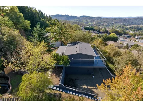 2545 W Military Avenue Roseburg OR 97471