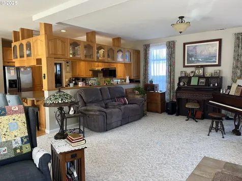 88098 Riverview Avenue Mapleton OR 97453