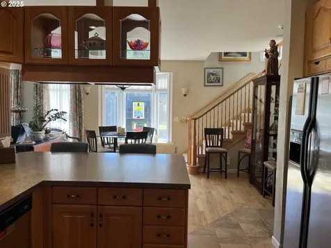 88098 Riverview Avenue Mapleton OR 97453