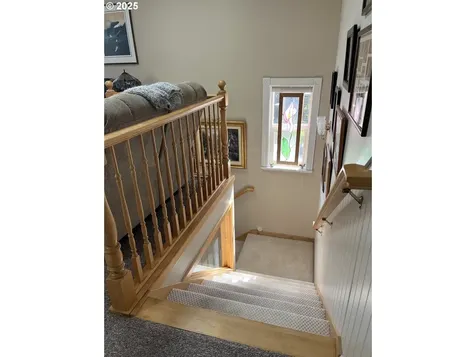 88098 Riverview Avenue Mapleton OR 97453