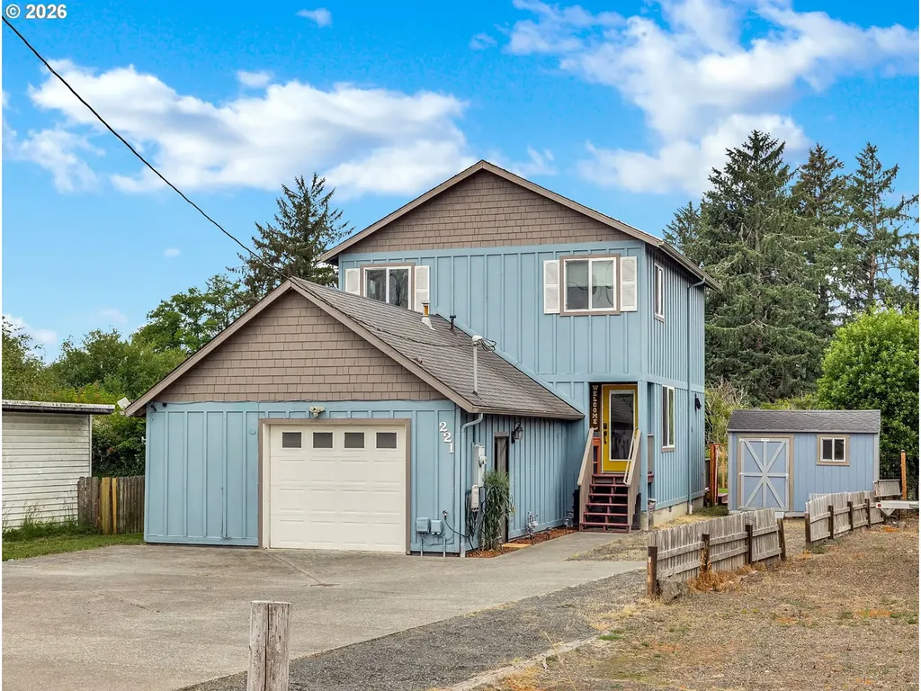 221 N Main Avenue Warrenton OR 97146