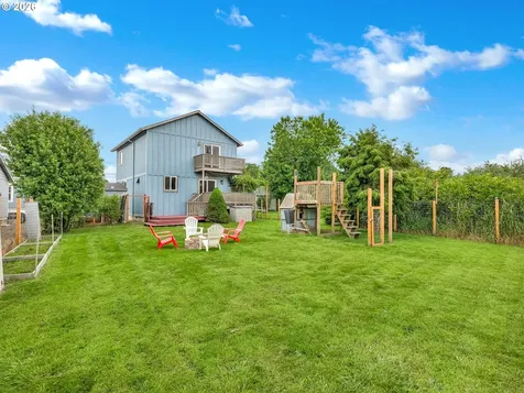 221 N Main Avenue Warrenton OR 97146