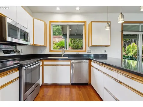 15967 SW 129th Terrace Portland OR 97224