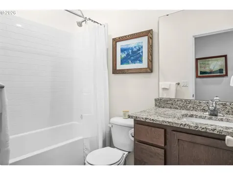 1411 W 16th Avenue La Center WA 98629