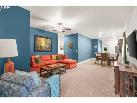 1411 W 16th Avenue La Center WA 98629