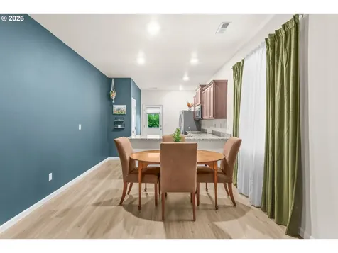1411 W 16th Avenue La Center WA 98629