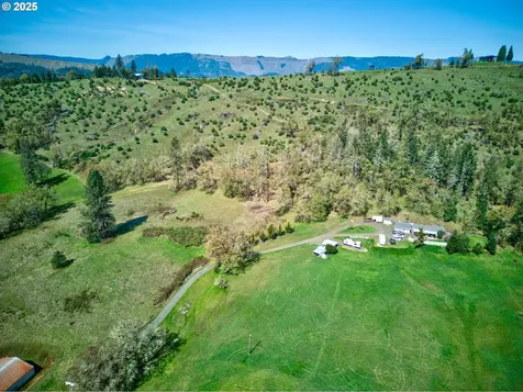 2119 San Souci Drive Roseburg OR 97471