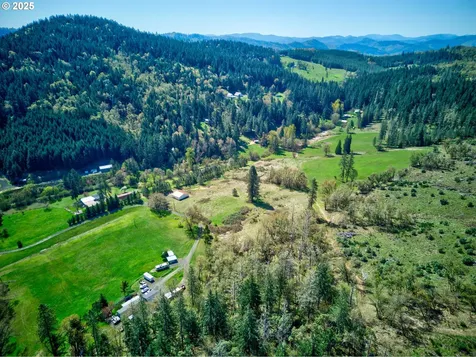 2119 San Souci Drive Roseburg OR 97471