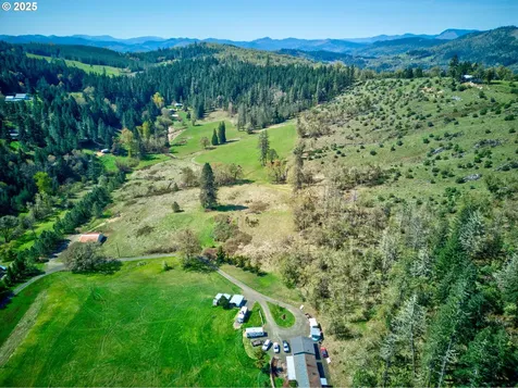 2119 San Souci Drive Roseburg OR 97471