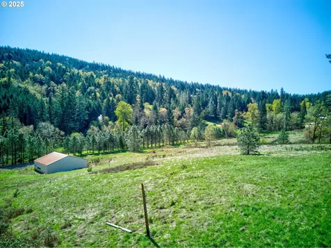 2119 San Souci Drive Roseburg OR 97471