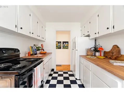 6526 NE 24th Avenue Portland OR 97211