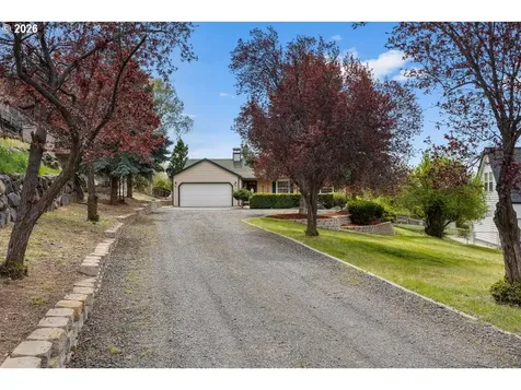 3249 NE Yellowpine Road Prineville OR 97754