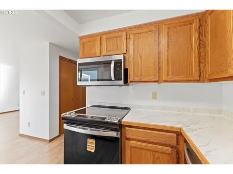 1200 E Johnson Court Newberg OR 97132