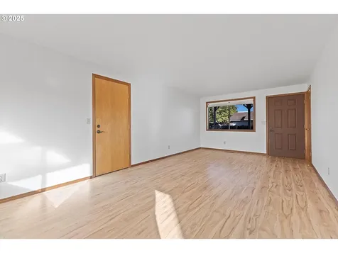 1200 E Johnson Court Newberg OR 97132