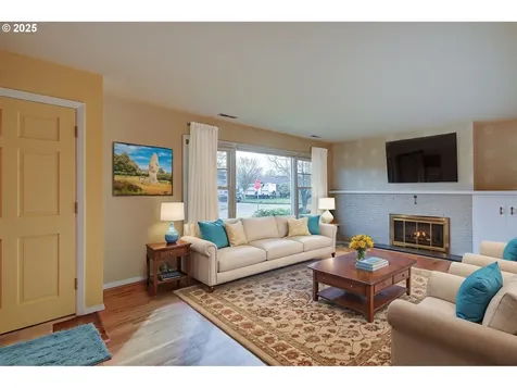 703 28th Avenue Longview WA 98632