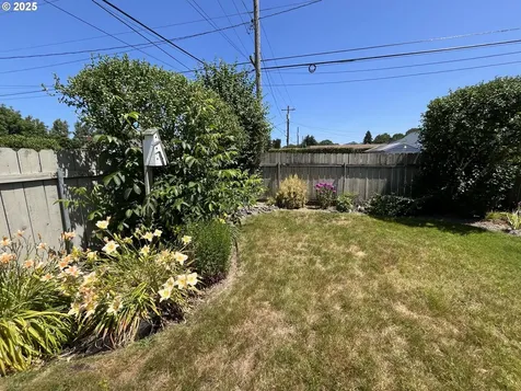703 28th Avenue Longview WA 98632