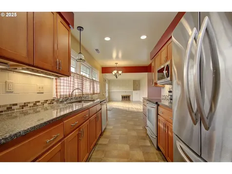 703 28th Avenue Longview WA 98632