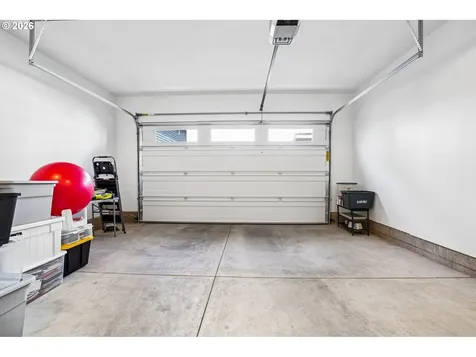 13715 NW 7th Place Vancouver WA 98685
