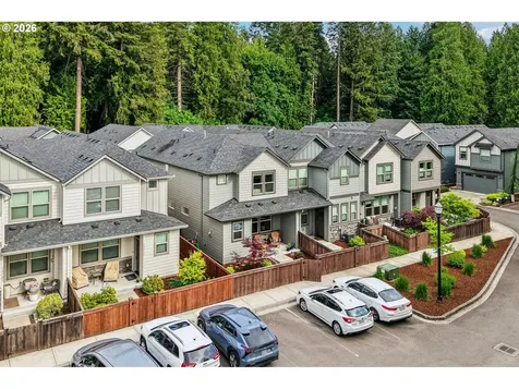 13715 NW 7th Place Vancouver WA 98685