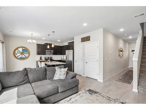 201 Kindre Street St. Helens OR 97051
