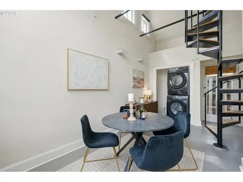 322 S Whitaker Street Portland OR 97239