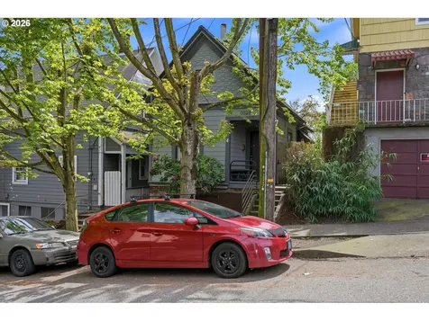 322 S Whitaker Street Portland OR 97239