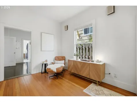 322 S Whitaker Street Portland OR 97239