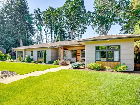1154 SW Russ Lane Mcminnville OR 97128