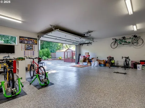 1154 SW Russ Lane Mcminnville OR 97128