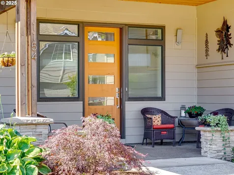 1154 SW Russ Lane Mcminnville OR 97128