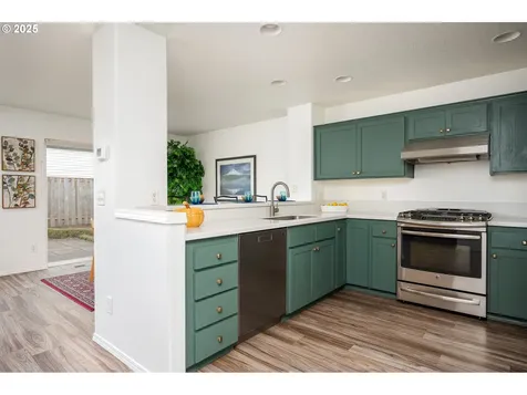 42002 NW Elmhurst Court Banks OR 97106