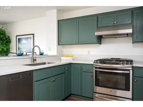 42002 NW Elmhurst Court Banks OR 97106