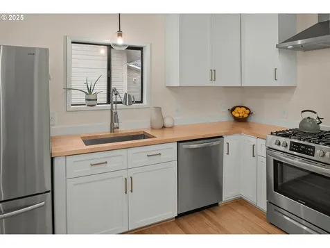2941 NE 35th Avenue Portland OR 97212