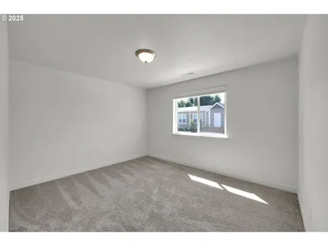 463 35th Street Springfield OR 97478