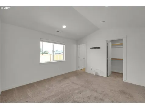 463 35th Street Springfield OR 97478