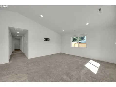 463 35th Street Springfield OR 97478