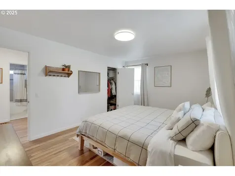 12340 SW Faircrest Street Portland OR 97225