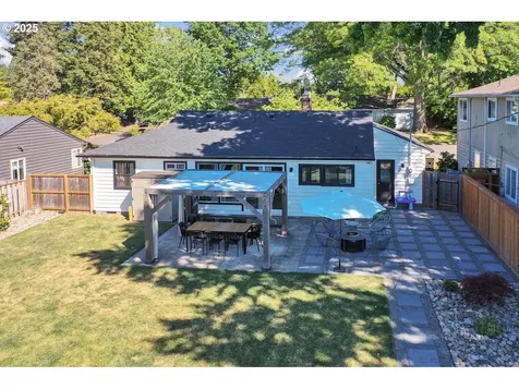 12340 SW Faircrest Street Portland OR 97225