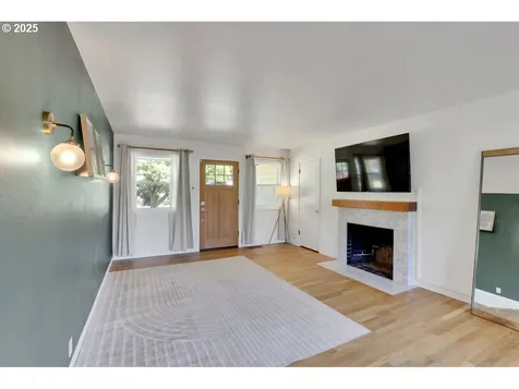 12340 SW Faircrest Street Portland OR 97225